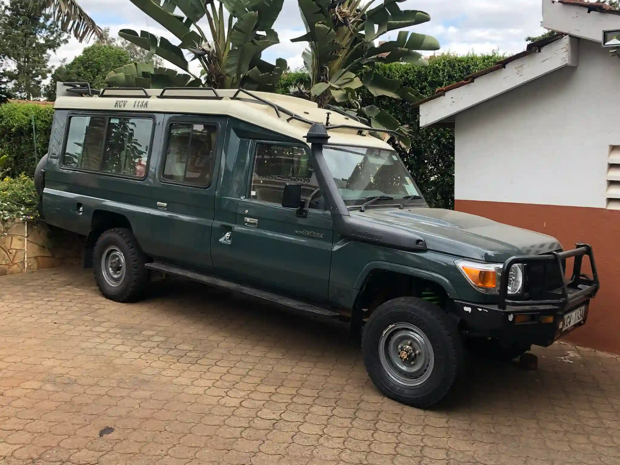 4X4 Toyota Land Cruisers